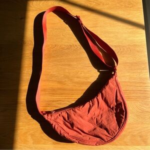 Uniqlo Round Mini Shoulder Bag